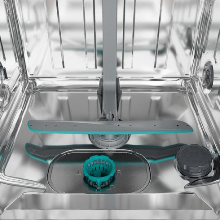 Посудомоечная машина Hisense HS663B90X серебристый