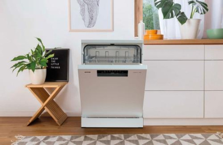 Посудомоечная машина Gorenje GS642E90W белый