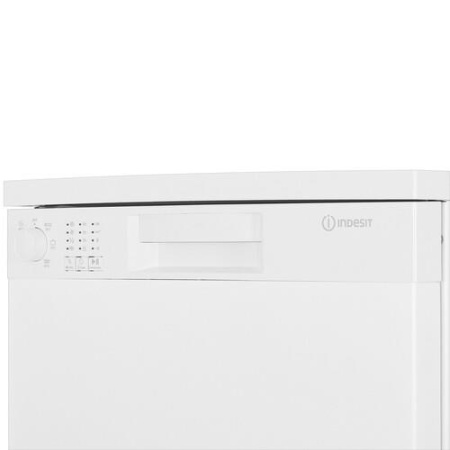 Посудомоечная машина Indesit DF 3A59 белый