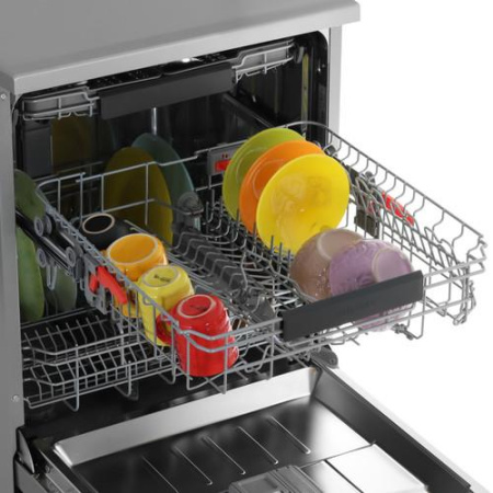 Посудомоечная машина Samsung DW60A6092FS/WT серебристый